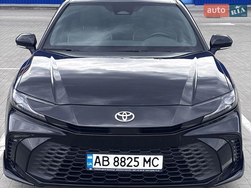 Toyota Camry 2024