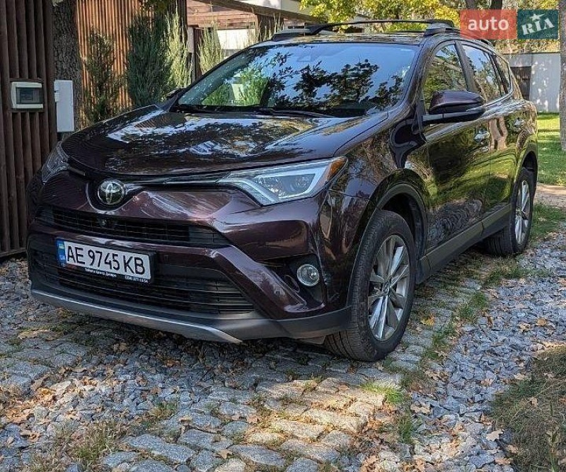 Toyota RAV4 2016