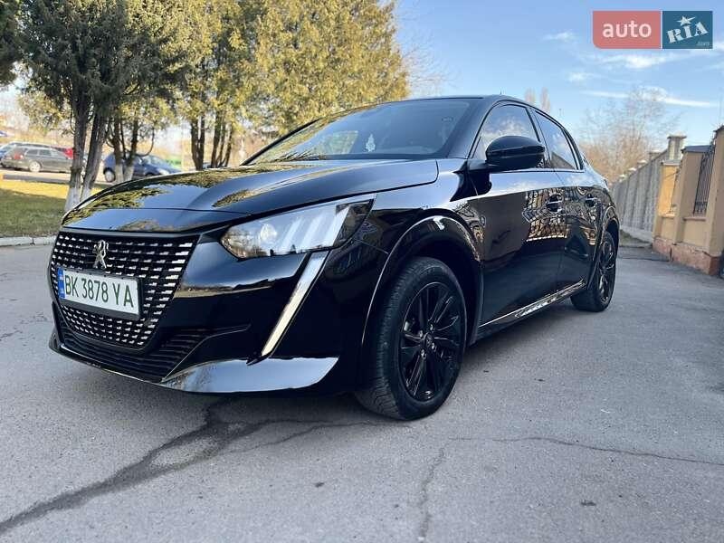 Peugeot e-208 2019