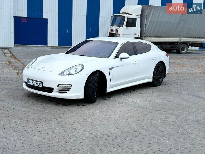 Porsche Panamera 2011