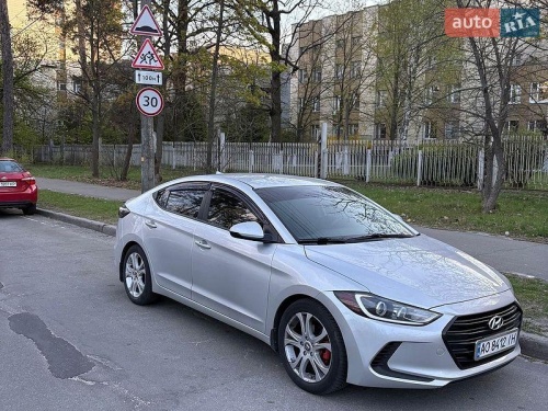 Hyundai Elantra 2017