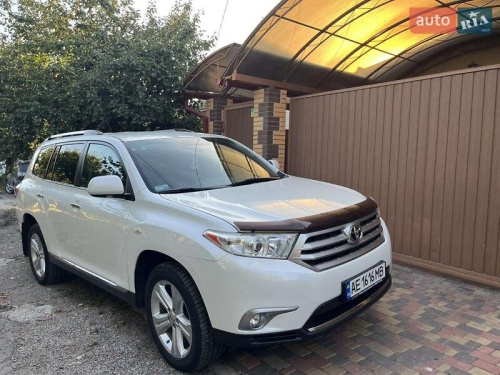 Toyota Highlander 2011