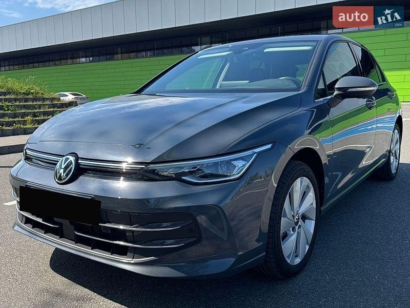 Volkswagen Golf 2024