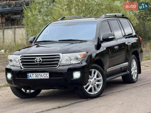 Toyota Land Cruiser 2012