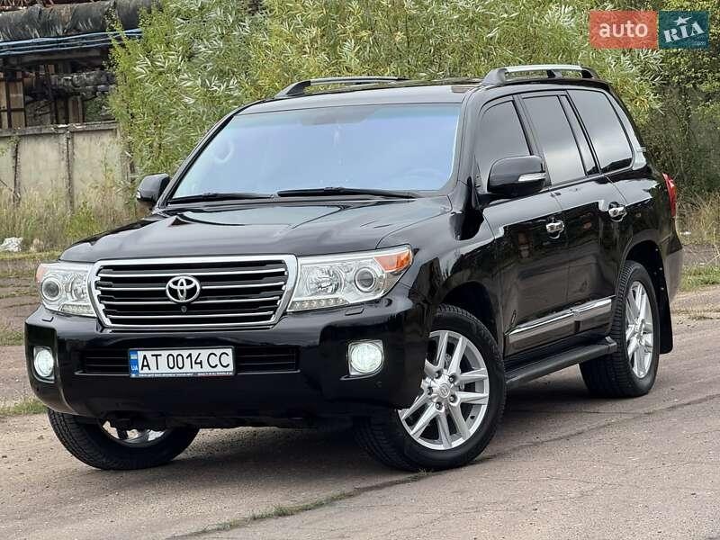 Toyota Land Cruiser 2012