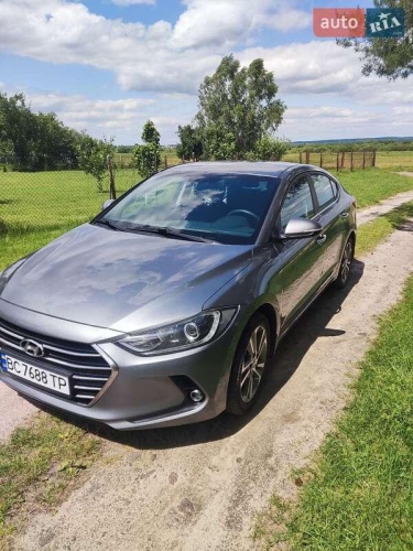 Hyundai Elantra 2016