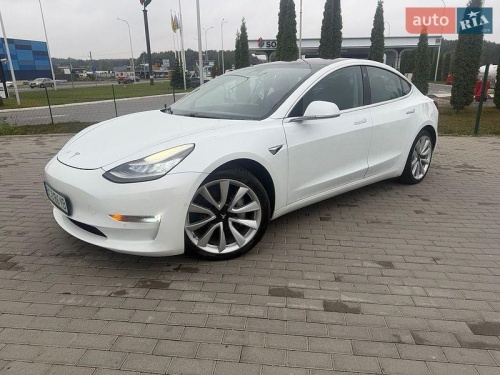 Tesla Model 3 2018