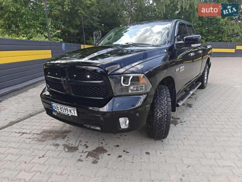 Dodge RAM 1500 2013