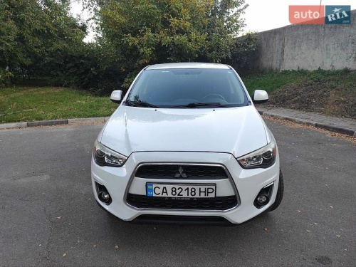 Mitsubishi Outlander 2015