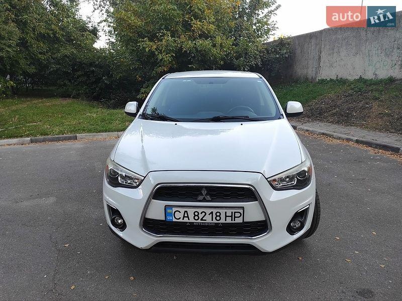 Mitsubishi Outlander 2015