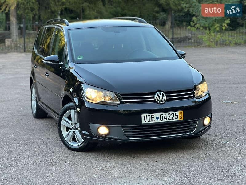 Volkswagen Touran 2012