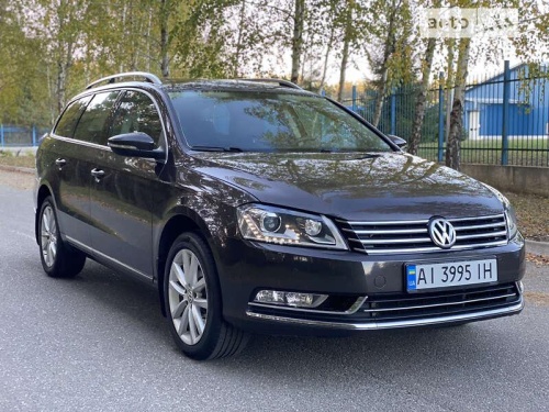 Volkswagen Passat 2011