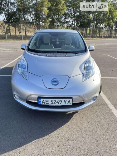 Nissan Leaf 2012