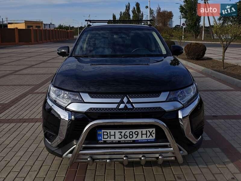 Mitsubishi Outlander 2019