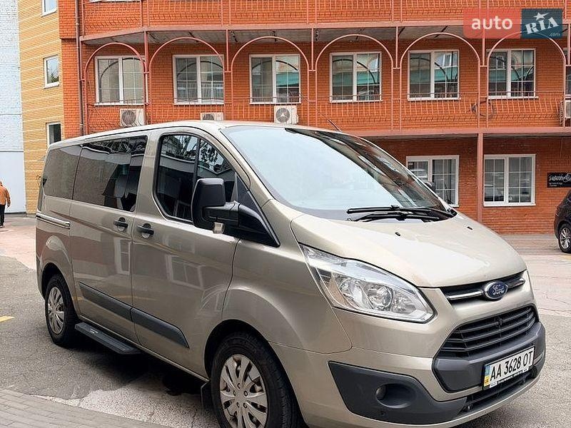 Ford Tourneo Custom 2015
