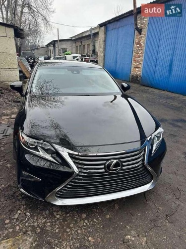 Lexus ES 2016