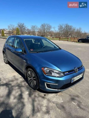 Volkswagen e-Golf 2016