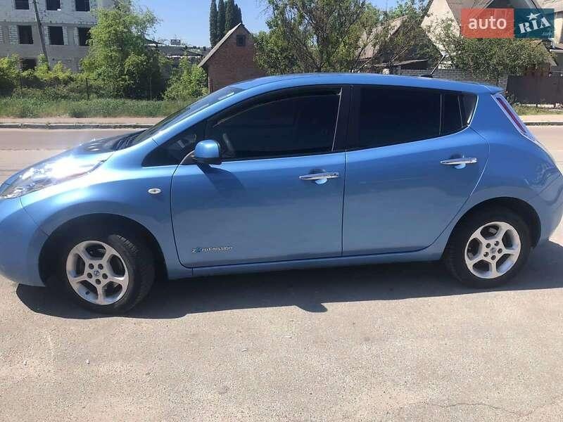 Nissan Leaf 2011