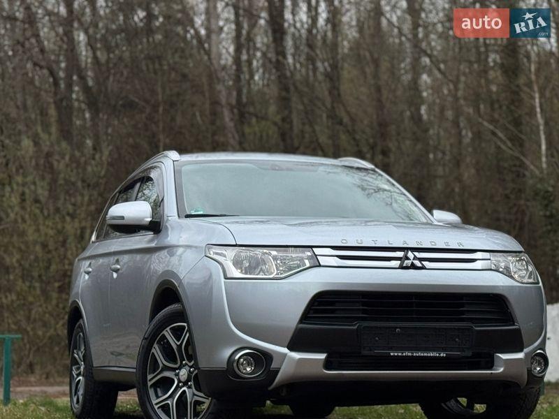 Mitsubishi Outlander 2015