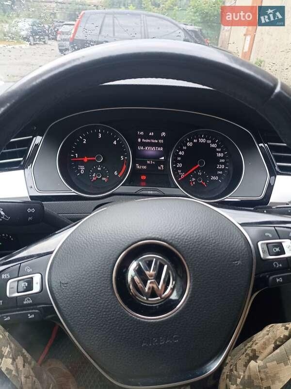 Volkswagen Passat 2015