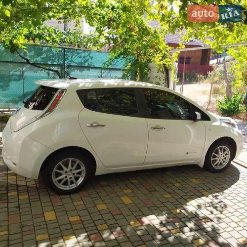 Nissan Leaf 2014