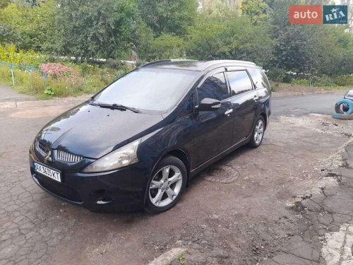 Mitsubishi Grandis 2008