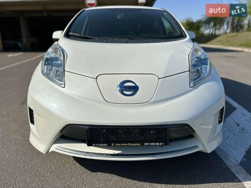 Nissan Leaf 2014