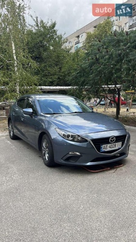 Mazda 3 2015