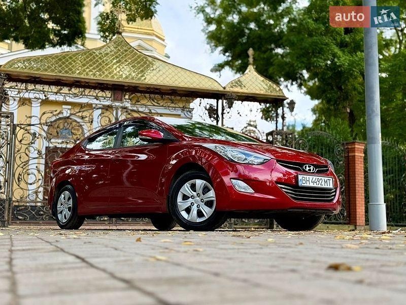 Hyundai Elantra 2011