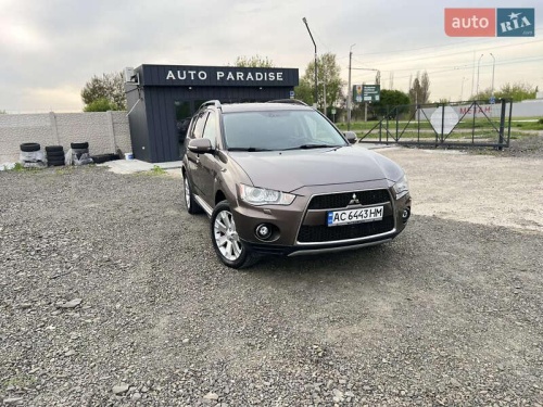 Mitsubishi Outlander 2011