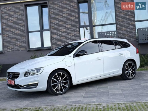 Volvo V60 2016