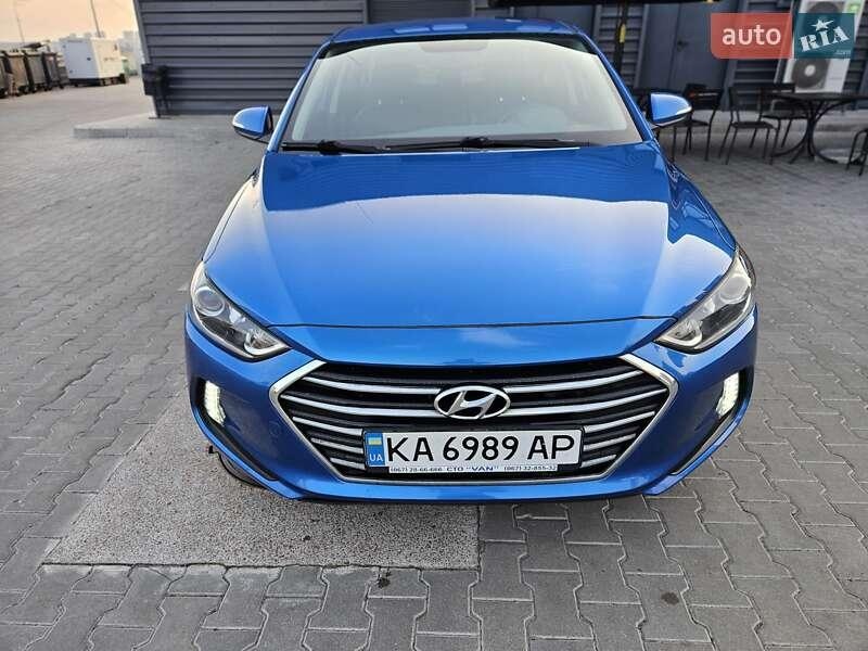 Hyundai Elantra 2016