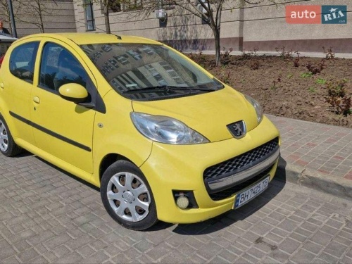 Peugeot 107 2012