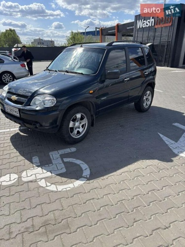 Chevrolet Niva 2010