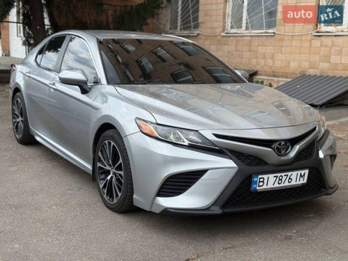 Toyota Camry 2018