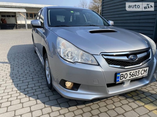 Subaru Legacy 2012