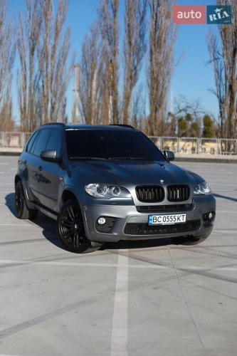 BMW X5 2011