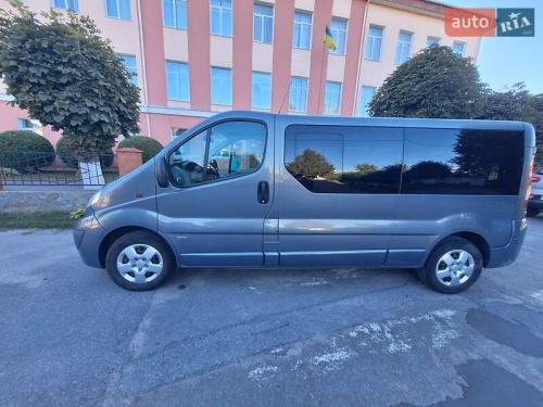 Opel Vivaro 2011