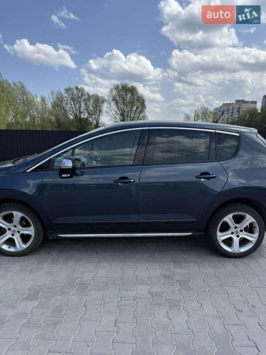 Peugeot 3008 2012