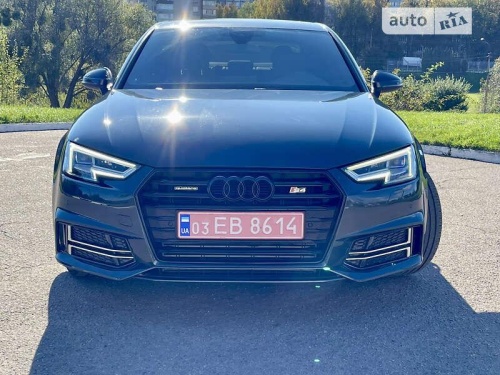 Audi A4 2018