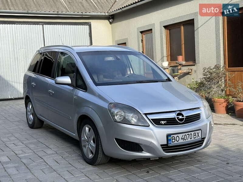 Opel Zafira 2008