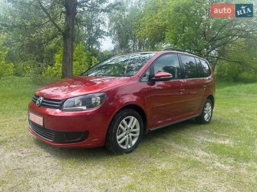 Volkswagen Touran 2011