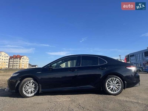 Toyota Camry 2020
