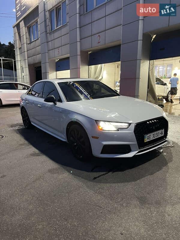 Audi A4 2018