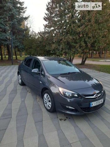 Opel Astra 2014