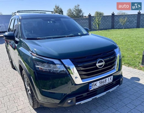 Nissan Pathfinder 2022