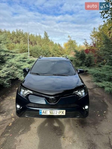 Toyota RAV4 2017