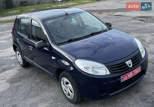Dacia Sandero 2011
