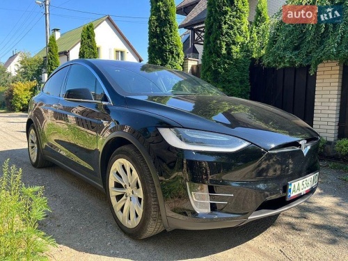 Tesla Model X 2017
