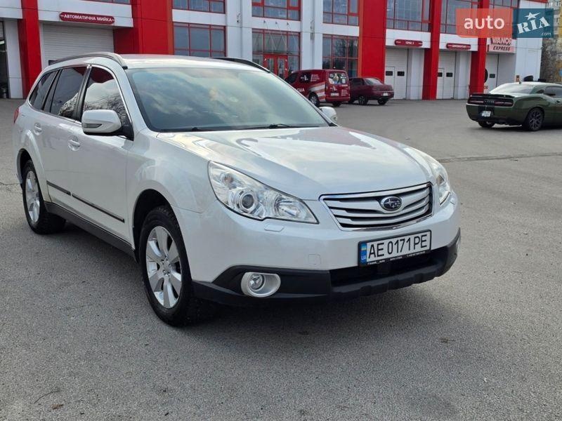 Subaru Outback 2010